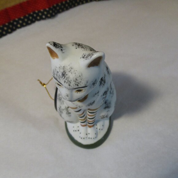 1993 MMA Metropolitan Museum of Art Fancy Cat Ornament Figurine - Picture 8 of 9